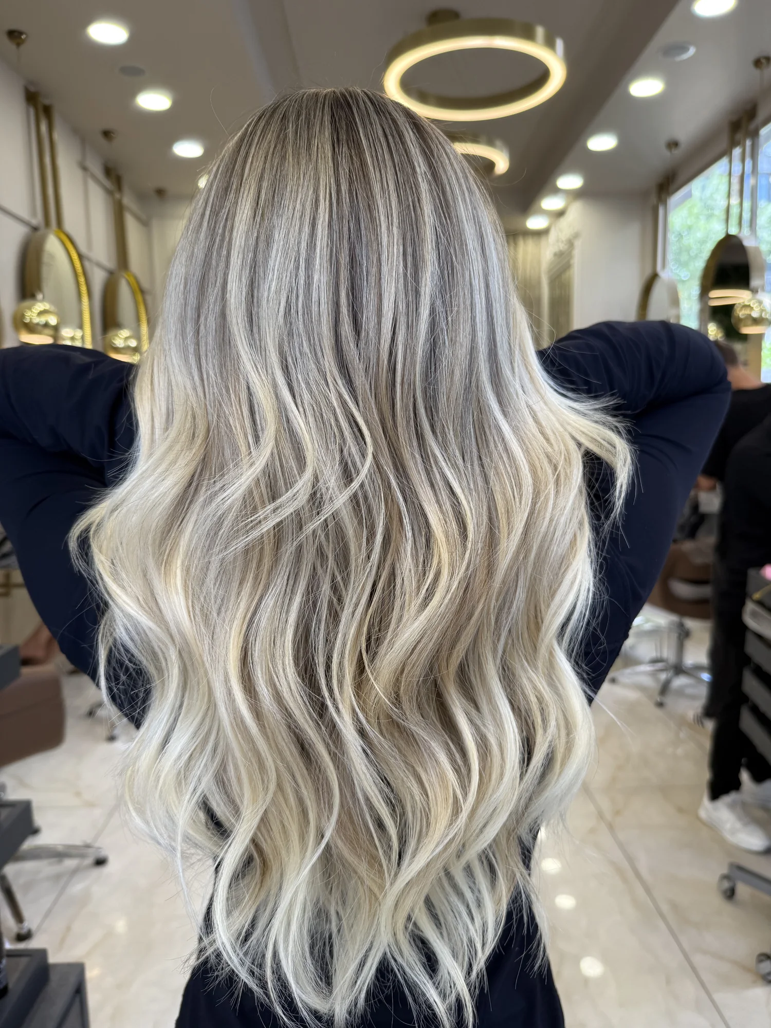 Yıpranmış Saça Salonda Hangi Bakım? Maske, Keratin, Kalıcı Fön ve Saç Botoksu